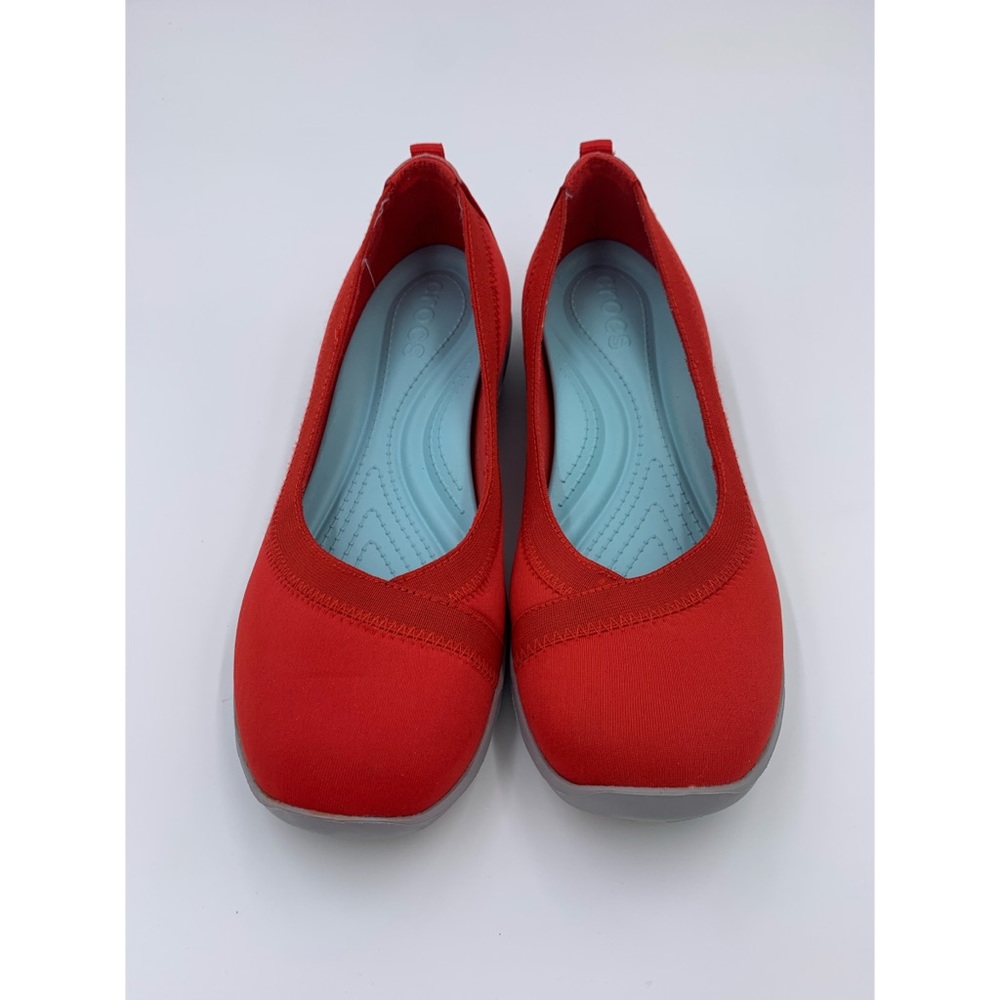 Crocs Womens Busy Day Stretch Flat Size 9